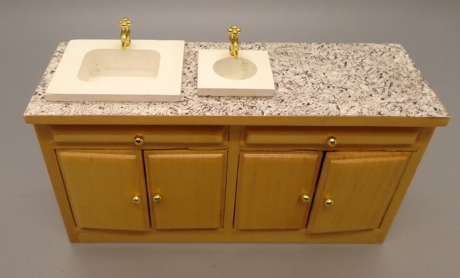 KITCHEN SINK WITH HAD BASIN