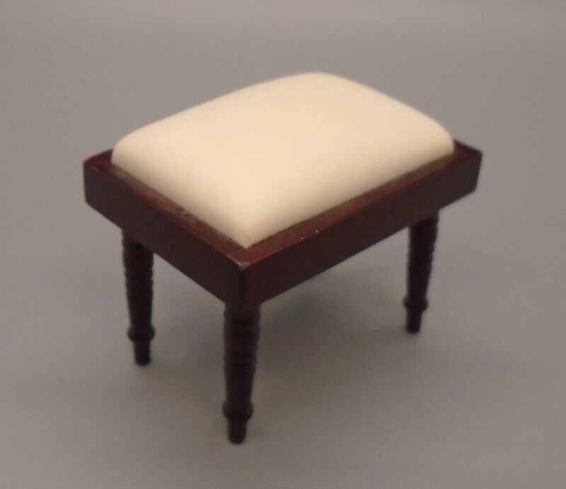 PIANO STOOL/DRESSING TABLE STOOL
