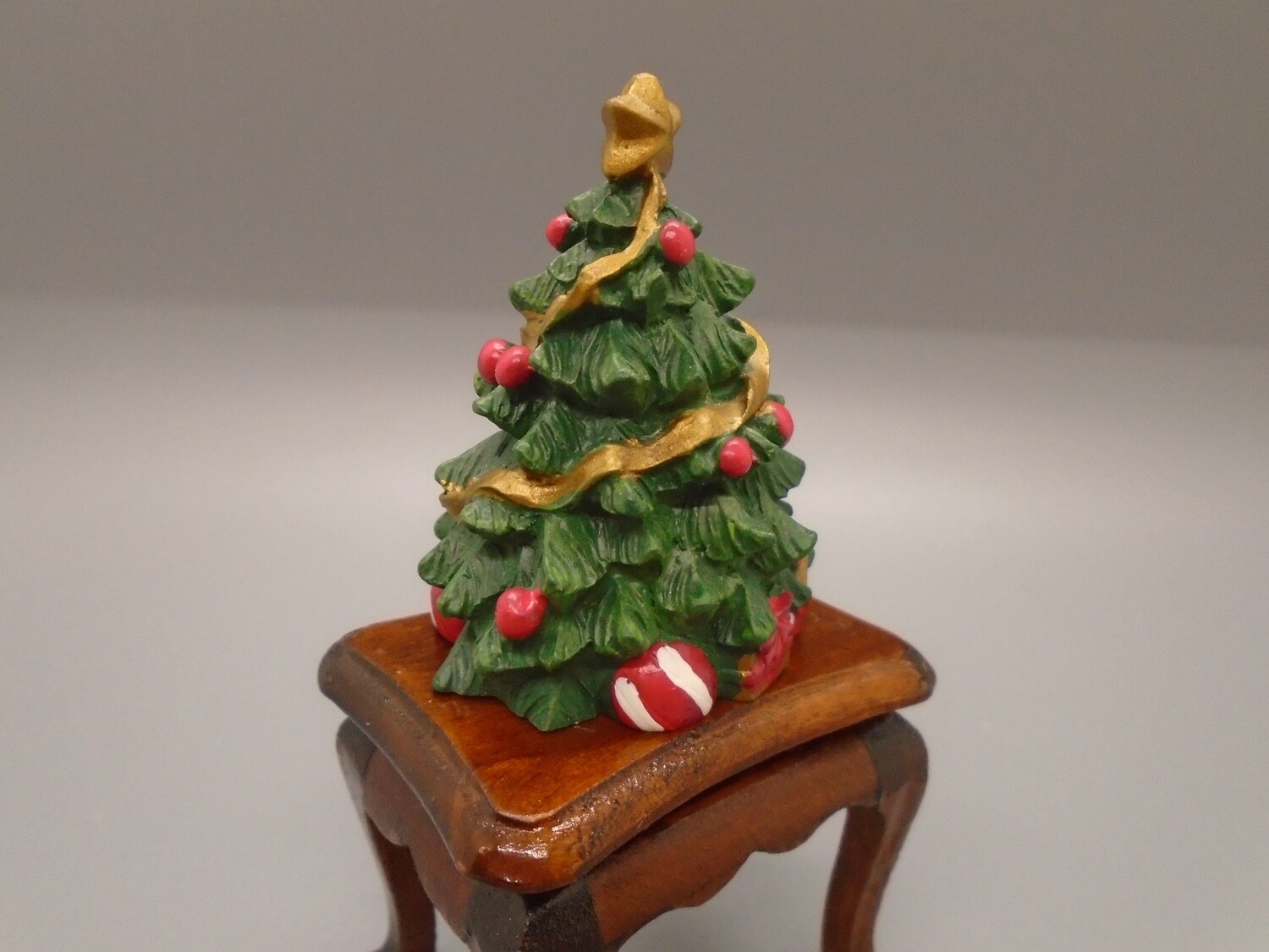 CHRISTMAS TREE TABLE TOP ORNAMENT