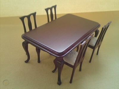 RECTANGLE TABLE AND 4 CHAIRS WITH SILK STYLE IVORY SEATS