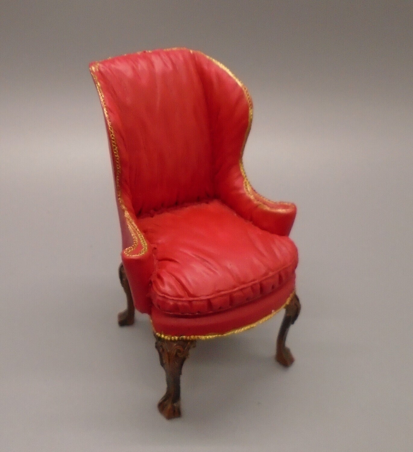 QUEEN ANNE EASY CHAIR