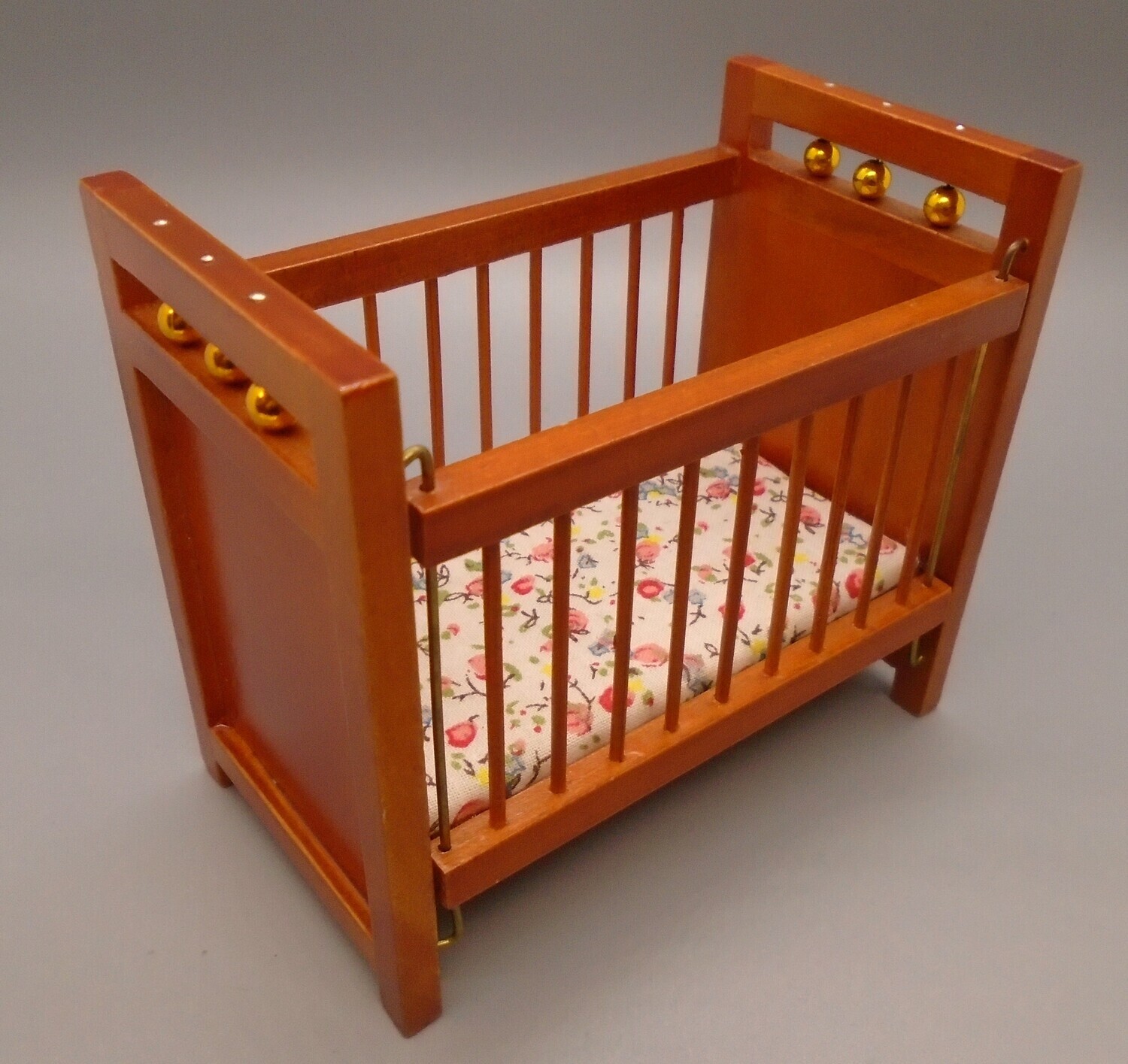 WOODEN COT WITH DROP SIDE