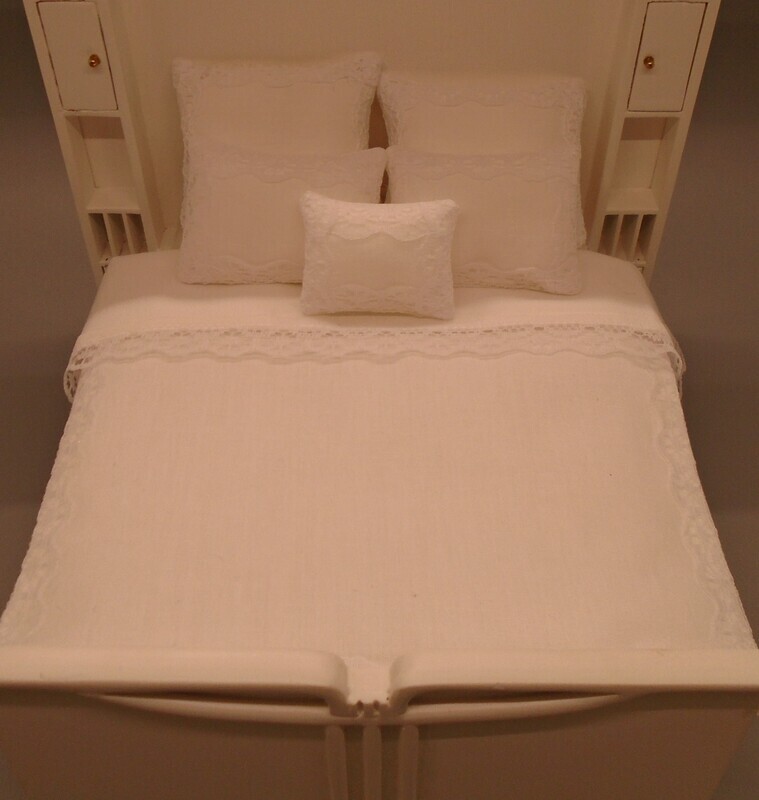 HAND CRAFTED DOUBLE BEDDING SET