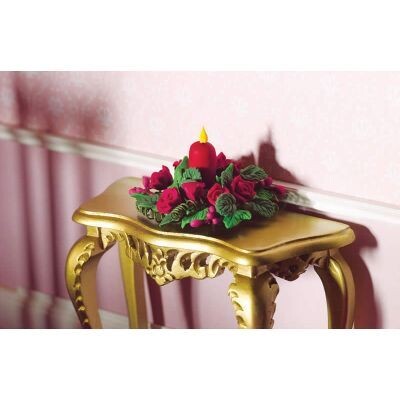RED SEASONAL TABLE DECORATION