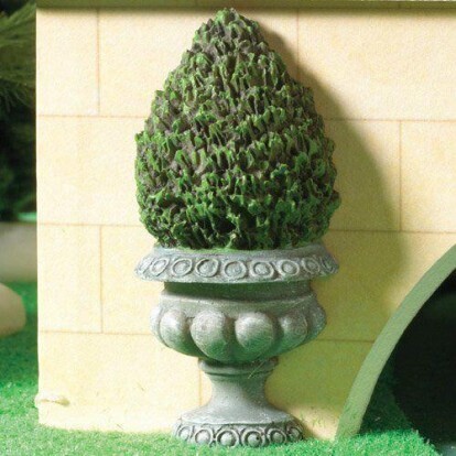 Flat-backed Topiary bush
