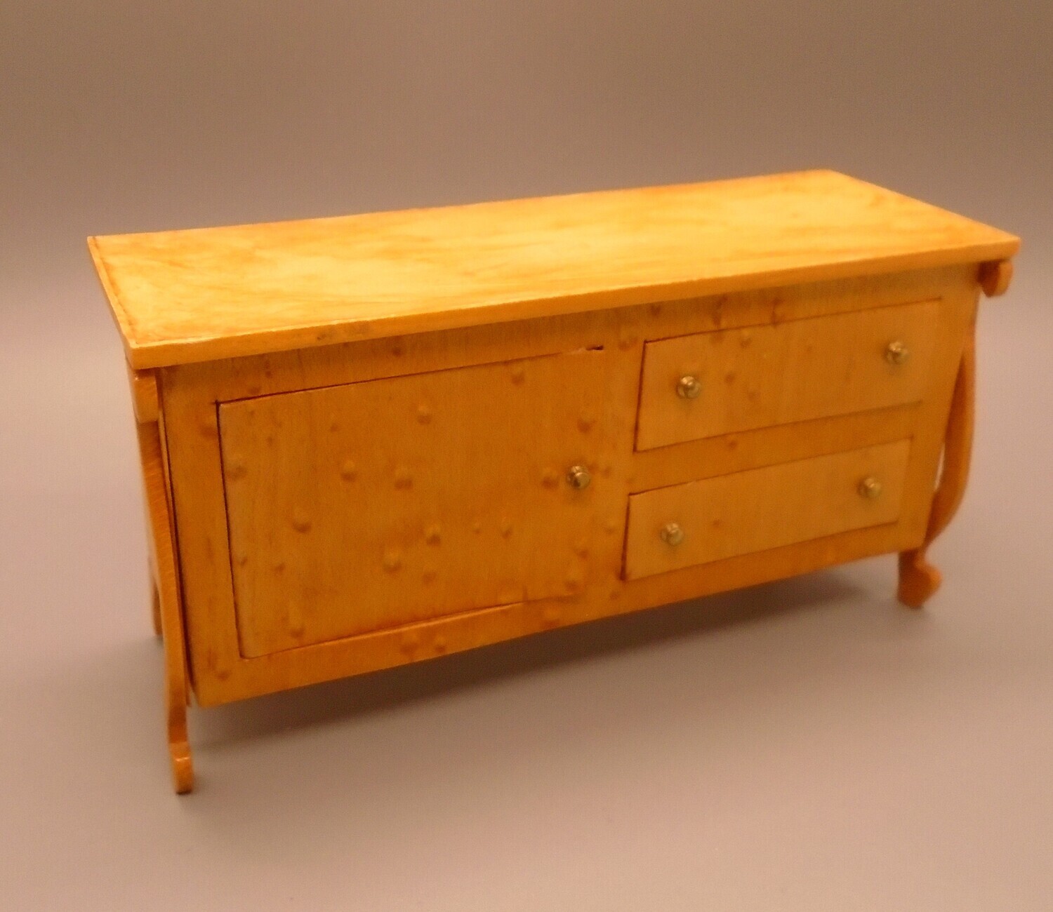DELIGHTFUL PERIOD SIDEBOARD