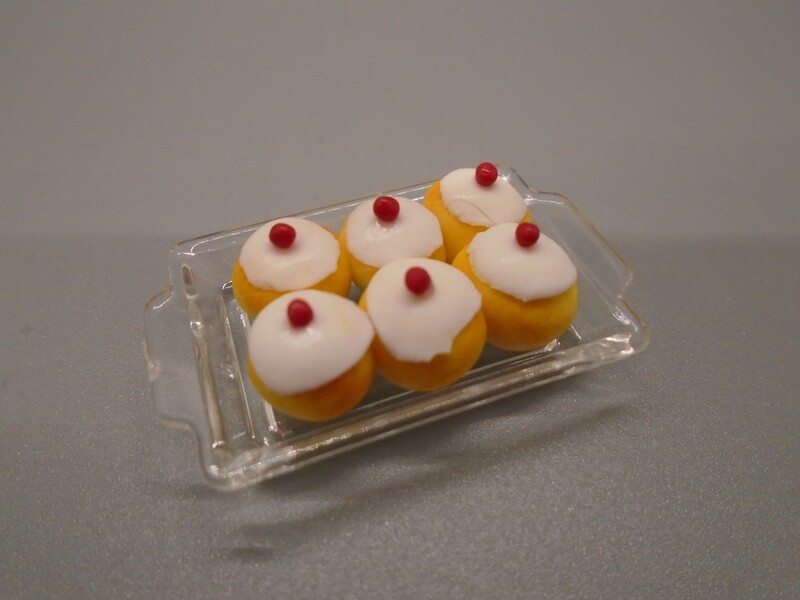 TRAY OF ICED BUNS