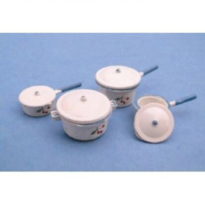 WHITE SAUCEPAN SET WITH FLOWER MOTIF