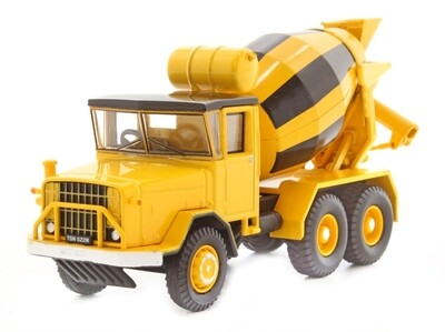 Oxford Diecast 76ACM002 Yellow and Black AEC 690 Cement Mixer