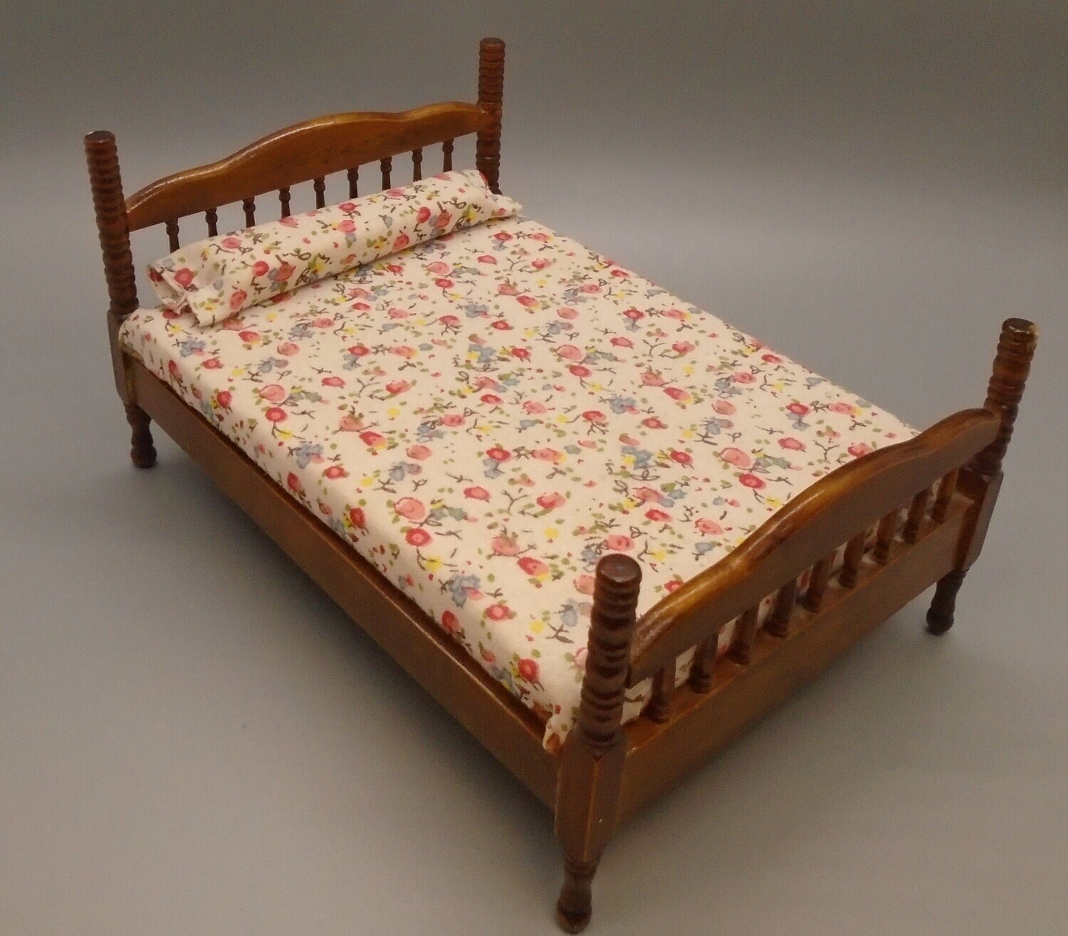 DOUBLE BED