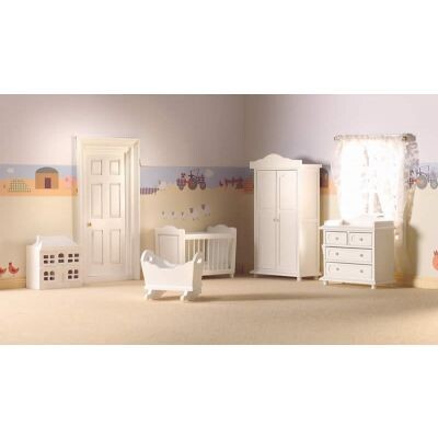 WHITE 5 PC NURSERY SET