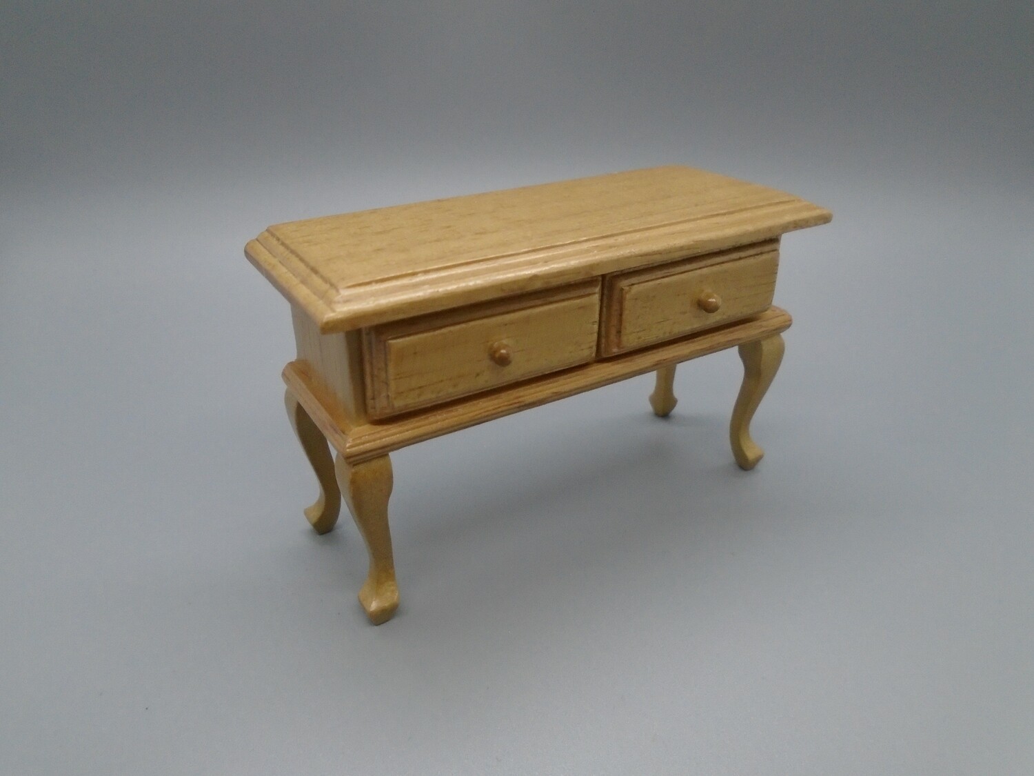 SIDEBOARD/DRESSING TABLE