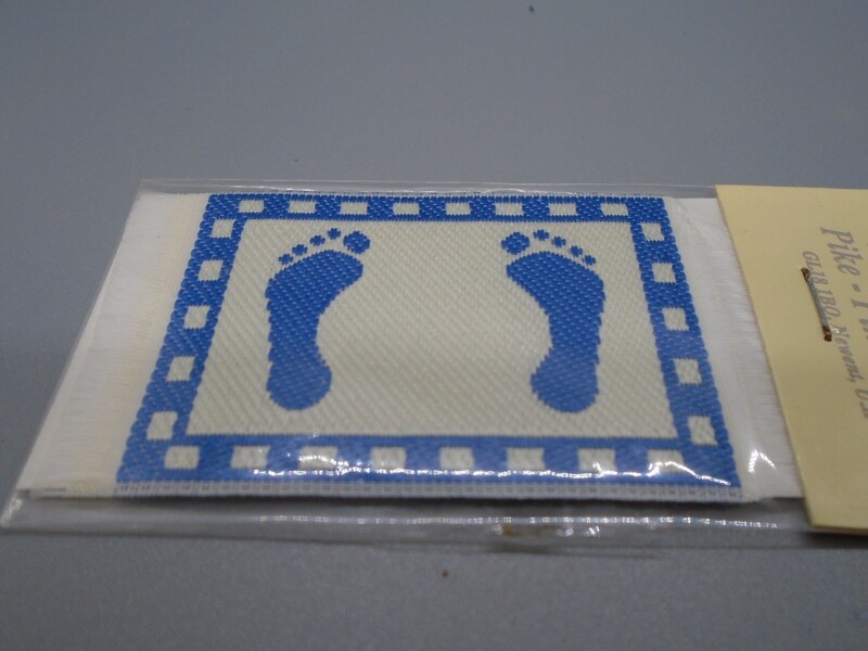 FOOTPRINT WOVEN MAT/RUG