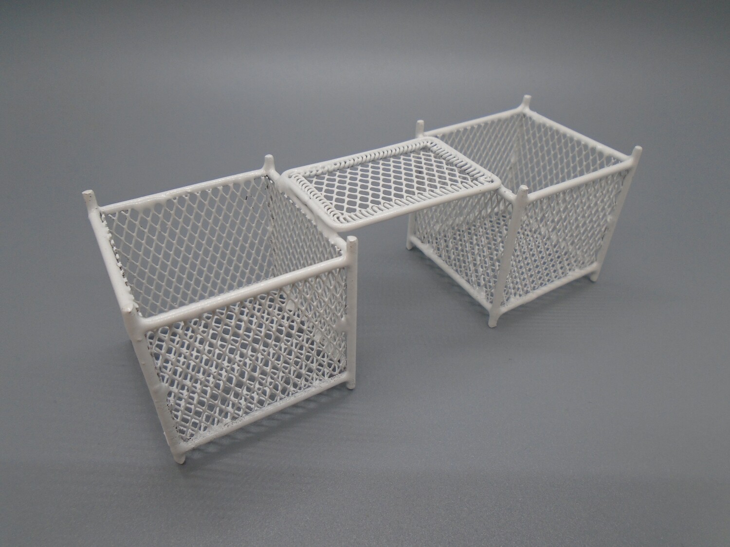 WHITE GARDEN SEAT AND PLANTER