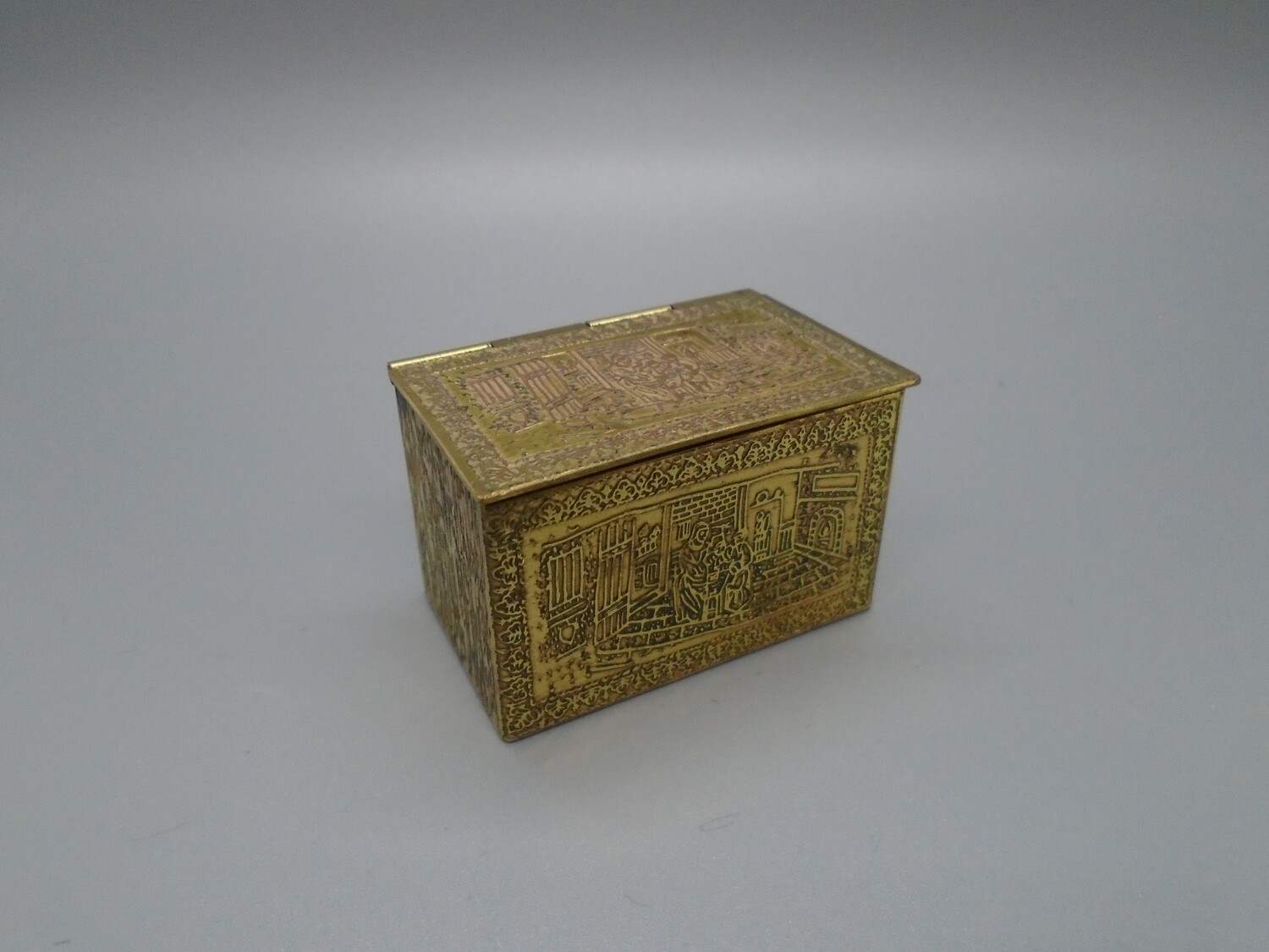 DECORATIVE METAL STORAGE BOX