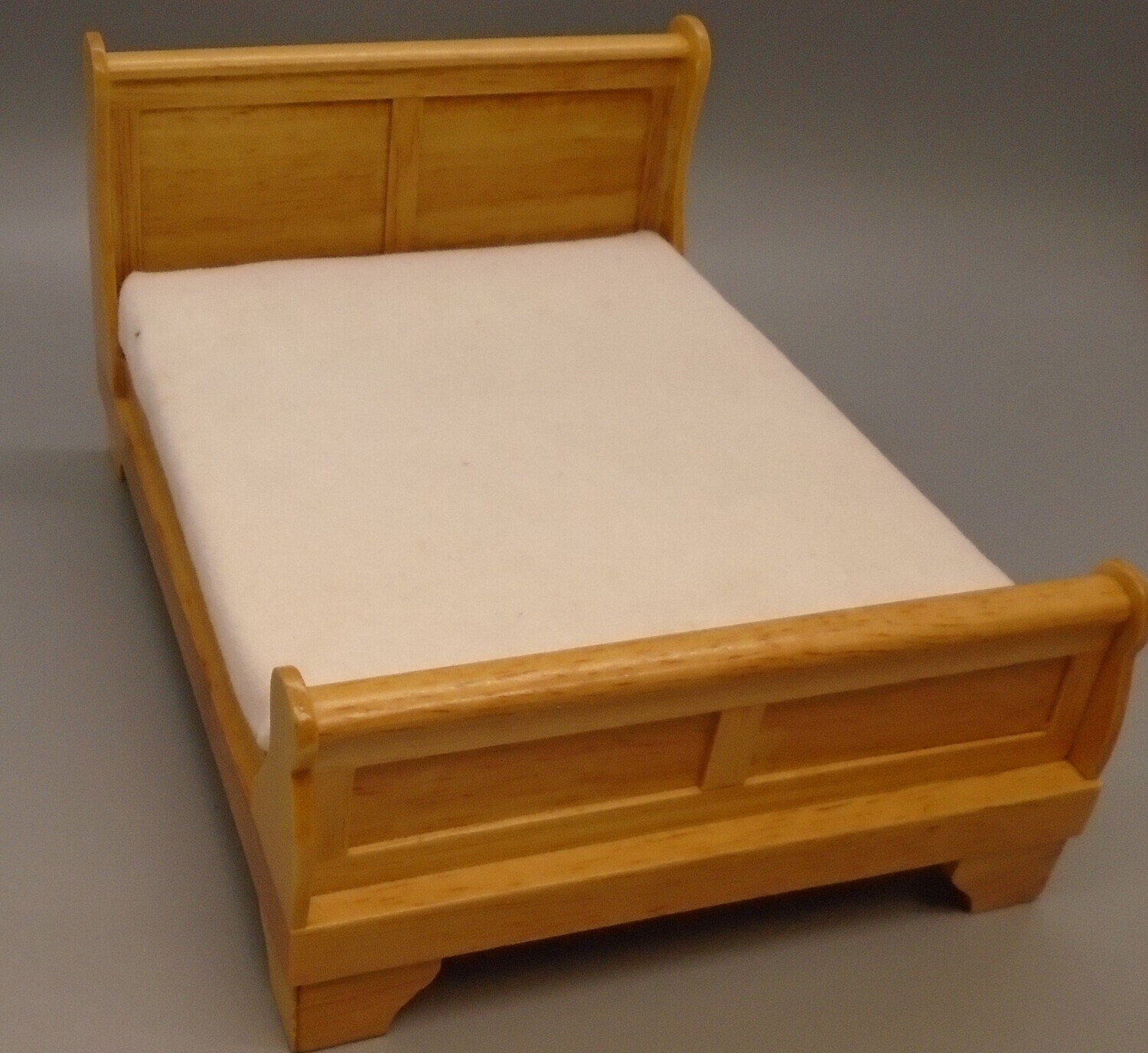 PINE PANEL DOUBLE SLEIGH BED