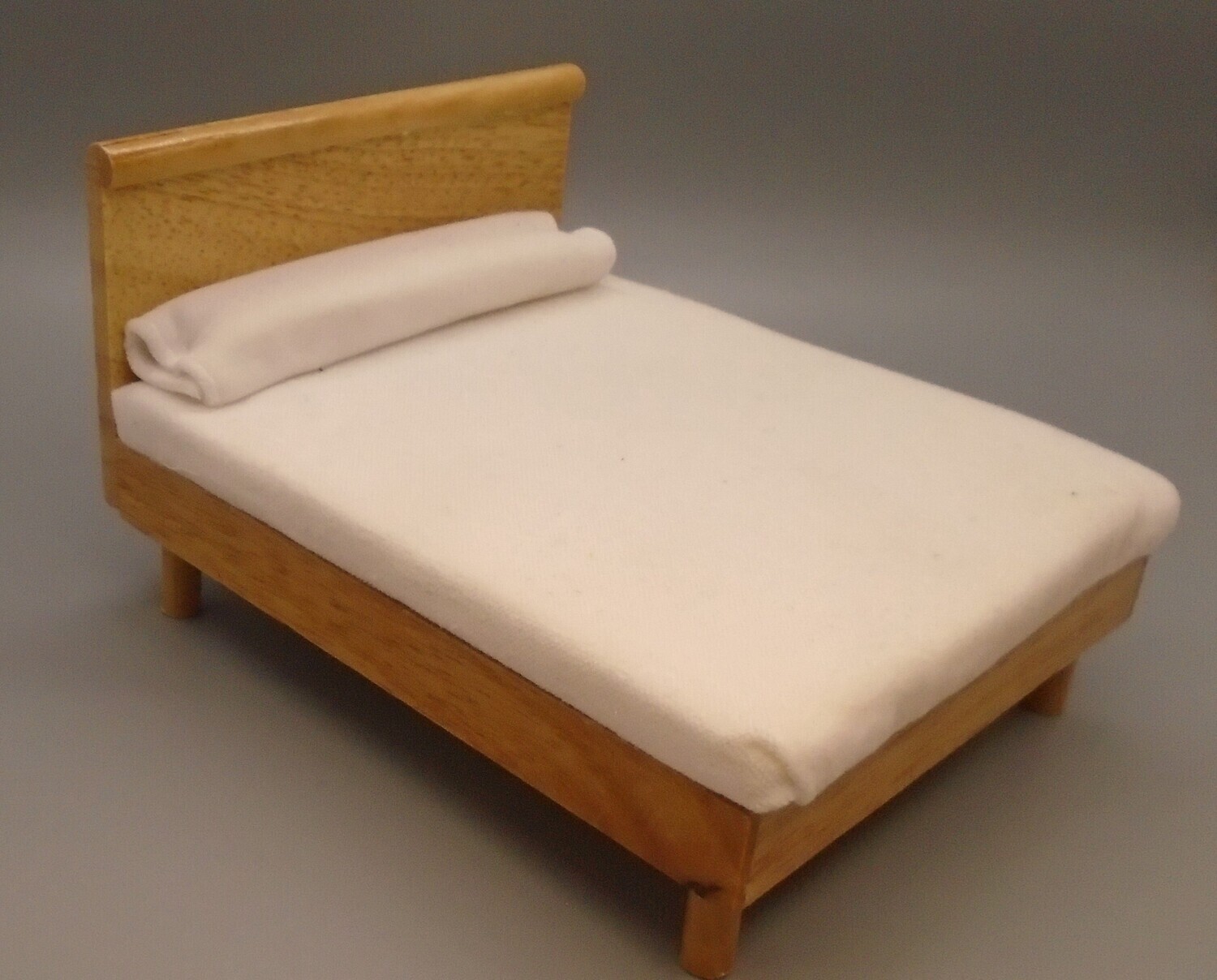 DOUBLE BED