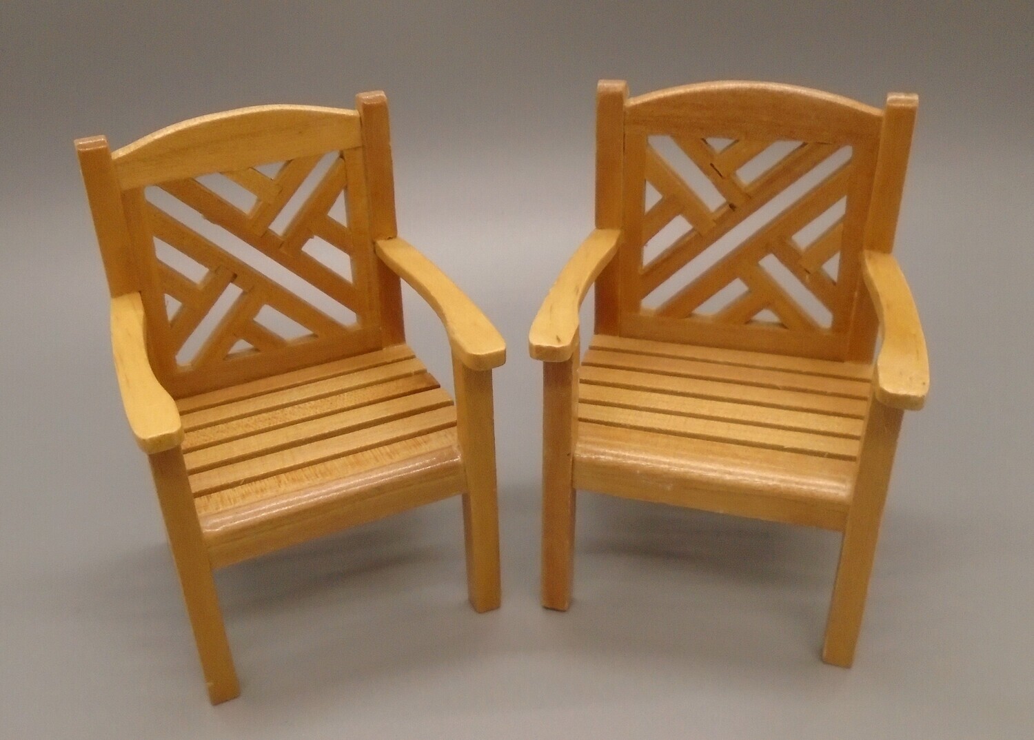 2 WOODEN GARDEN CHAIR