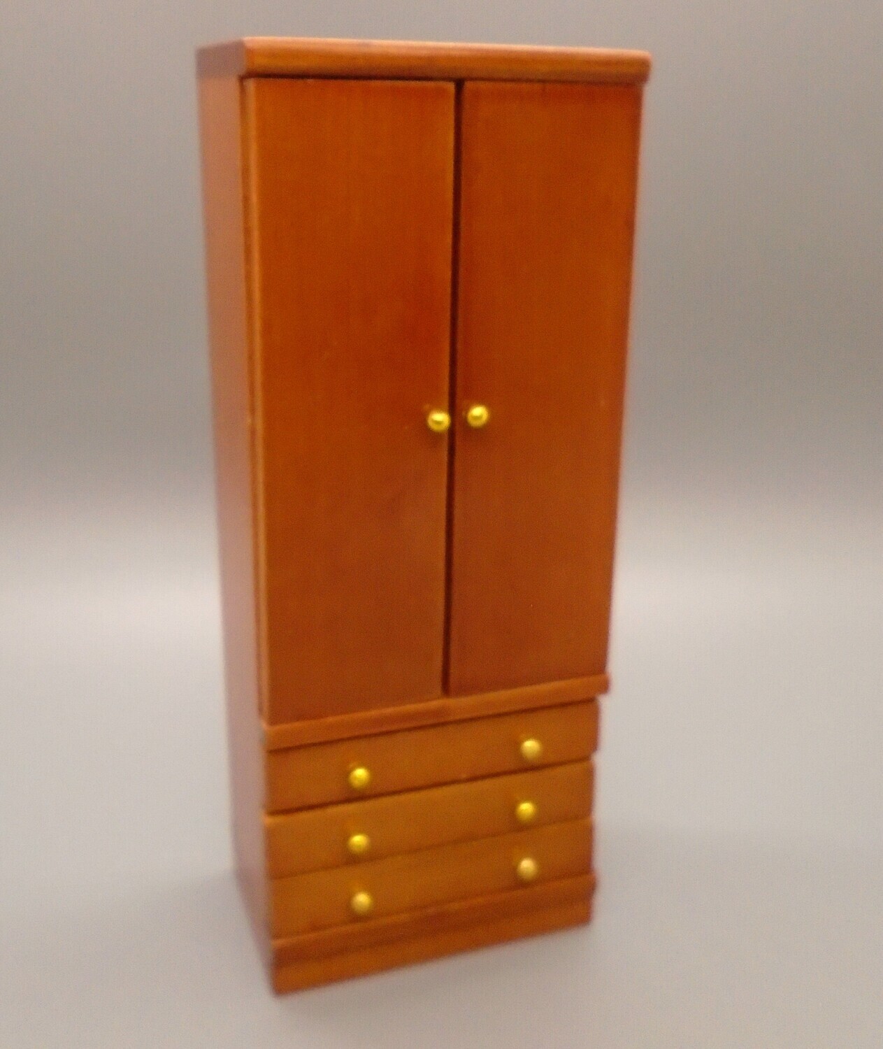 GENTLEMANS WARDROBE WITH DRAWERS