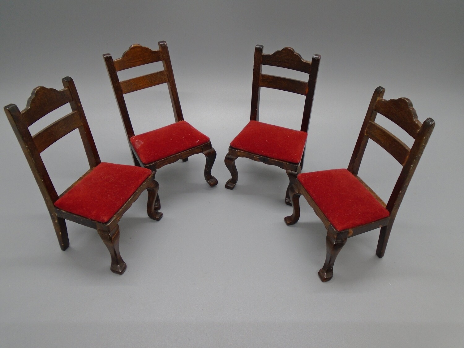SET OF 4 RED SEATED CHAIRS