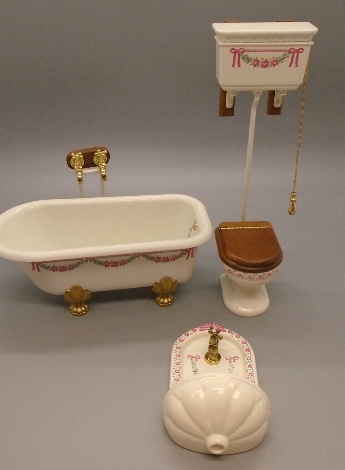 BODO HENNIG BATHROOM SET