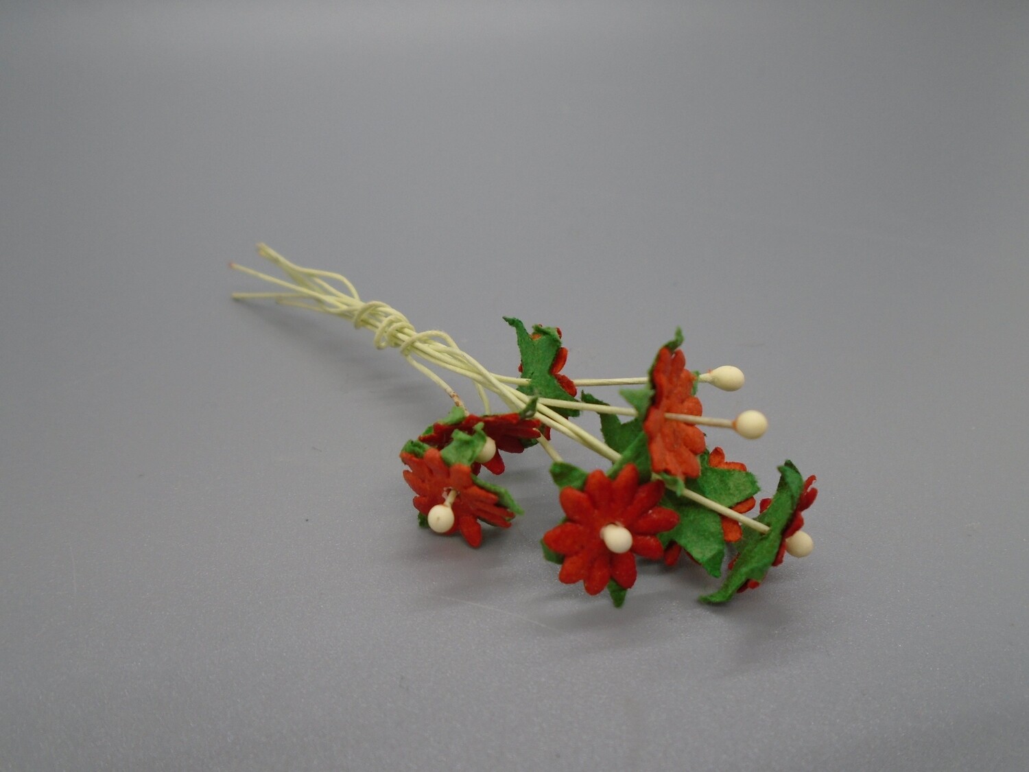 BUNCH OF RED FLOWERS