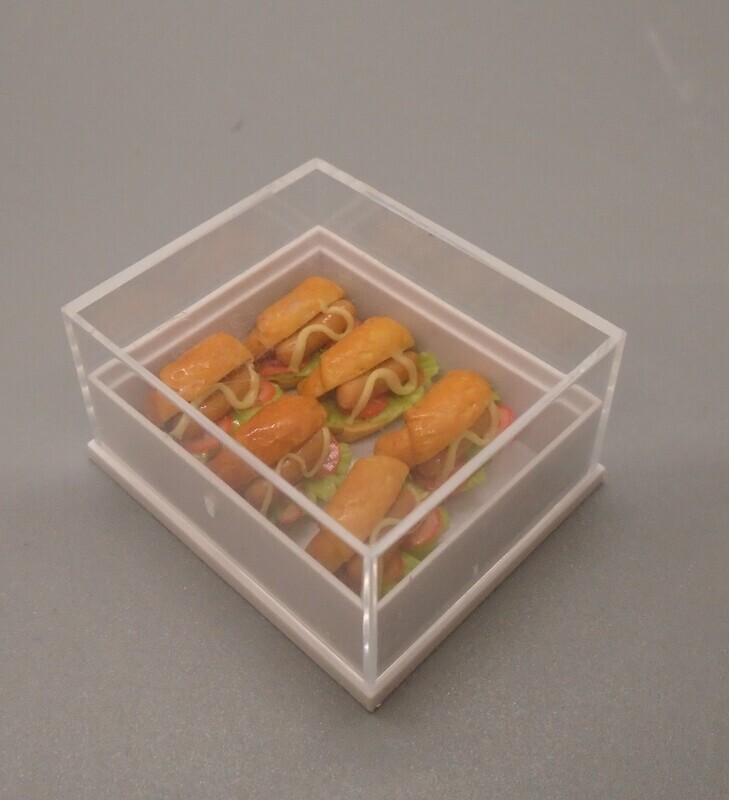 TRAY OF FILLED SAVOURY CROISSANTS