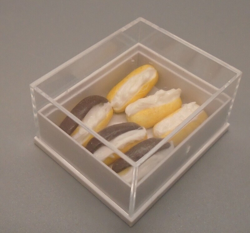 TRAY OF FRESH CREAM CAKES WITH LID