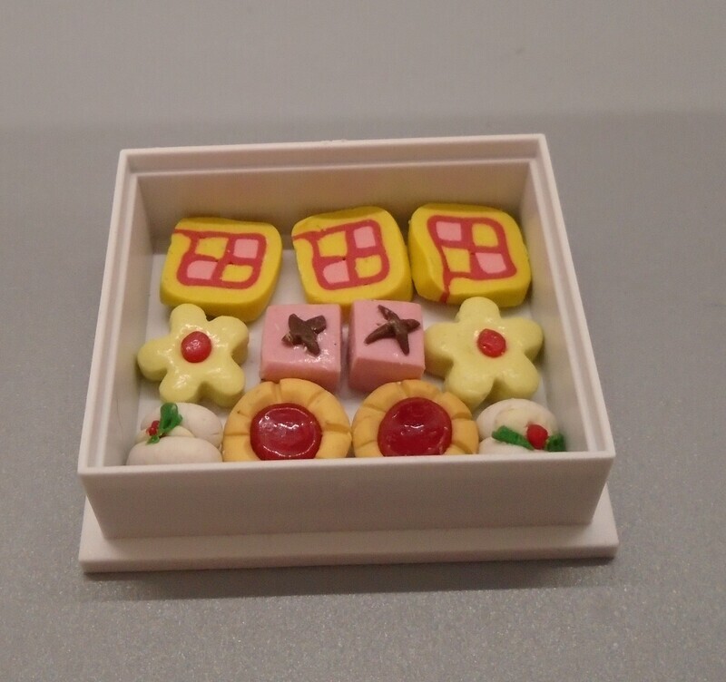TRAY OF ASSORTED CAKES WITH LID