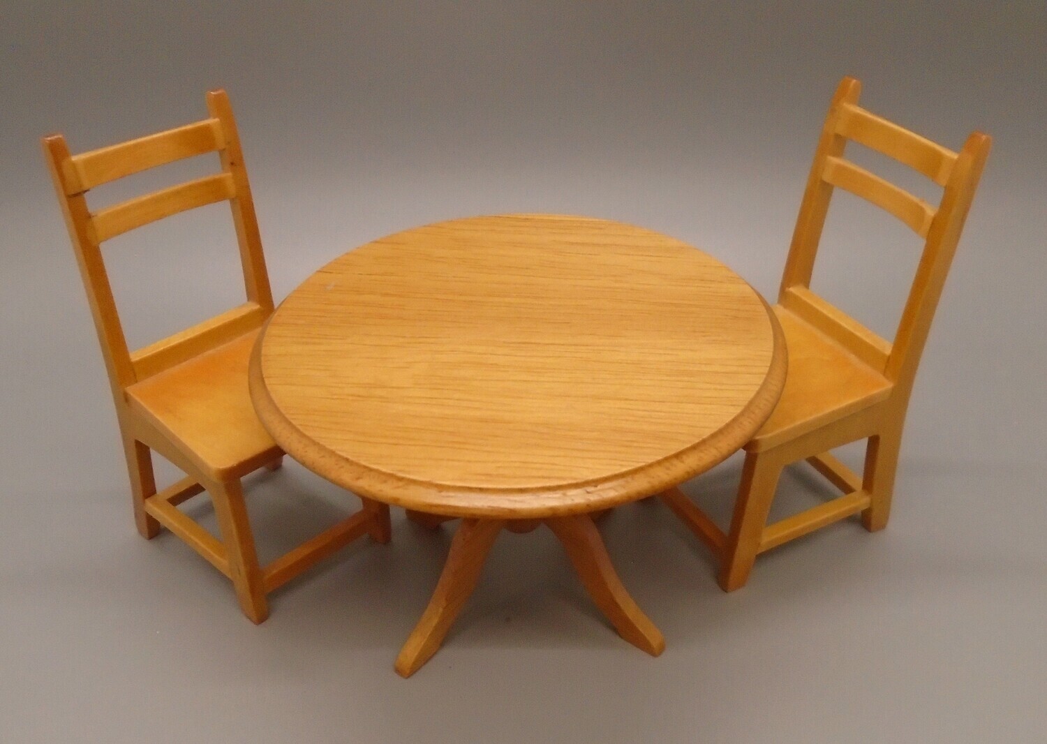 TABLE AND 2 CHAIRS