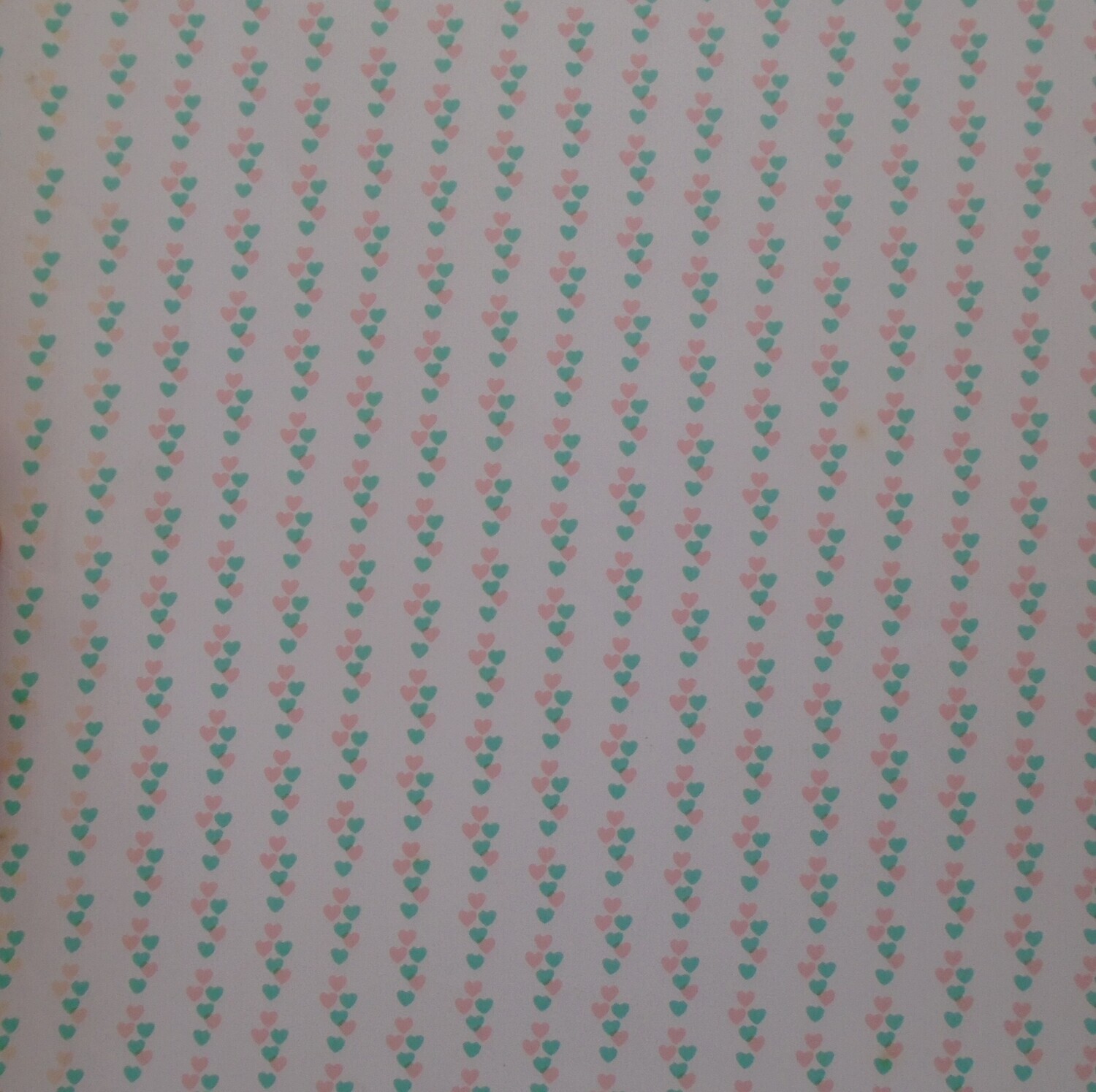 HEART PATTERN WALLPAPER