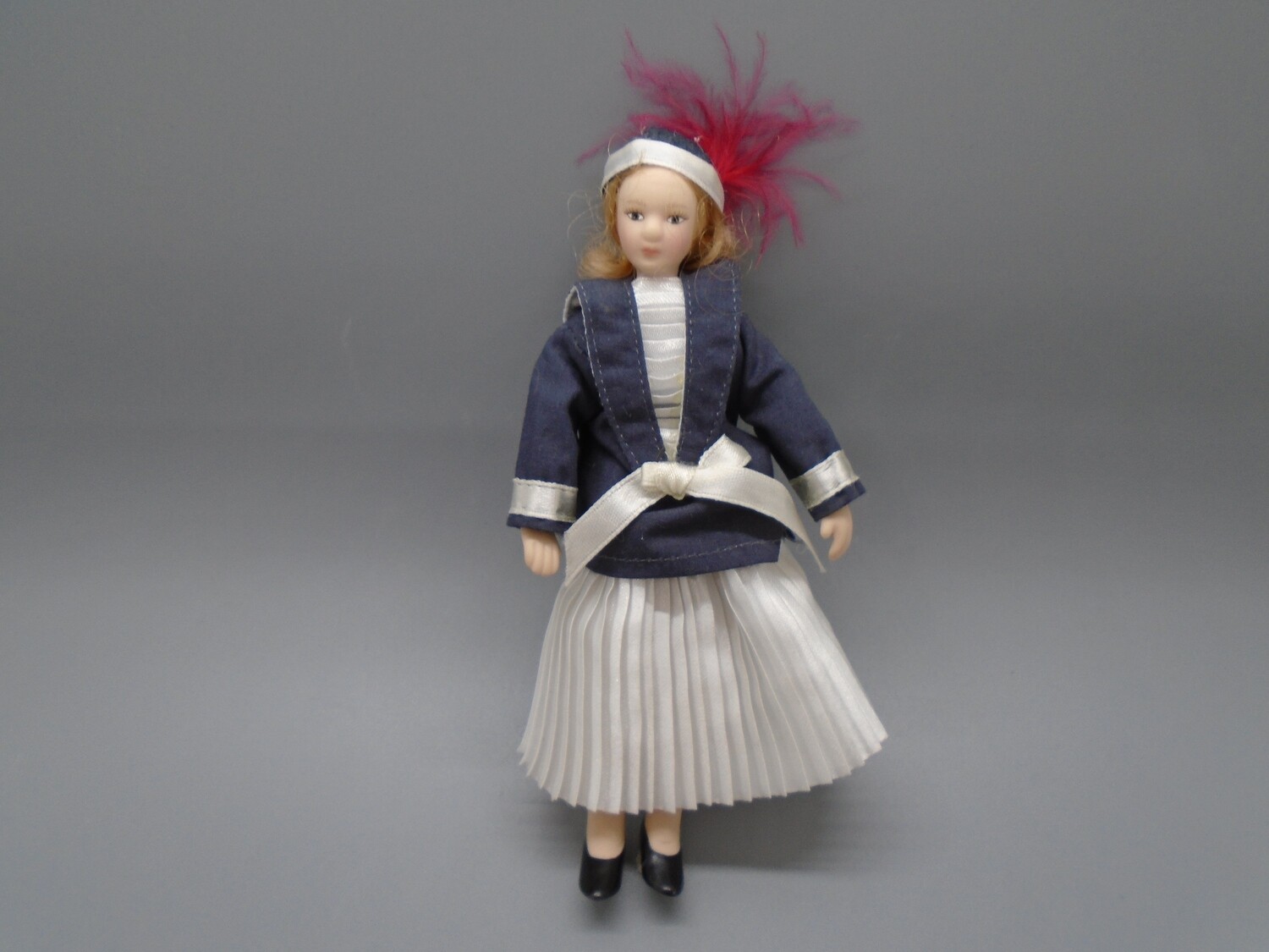 LADY WITH FEATHER IN HAIR