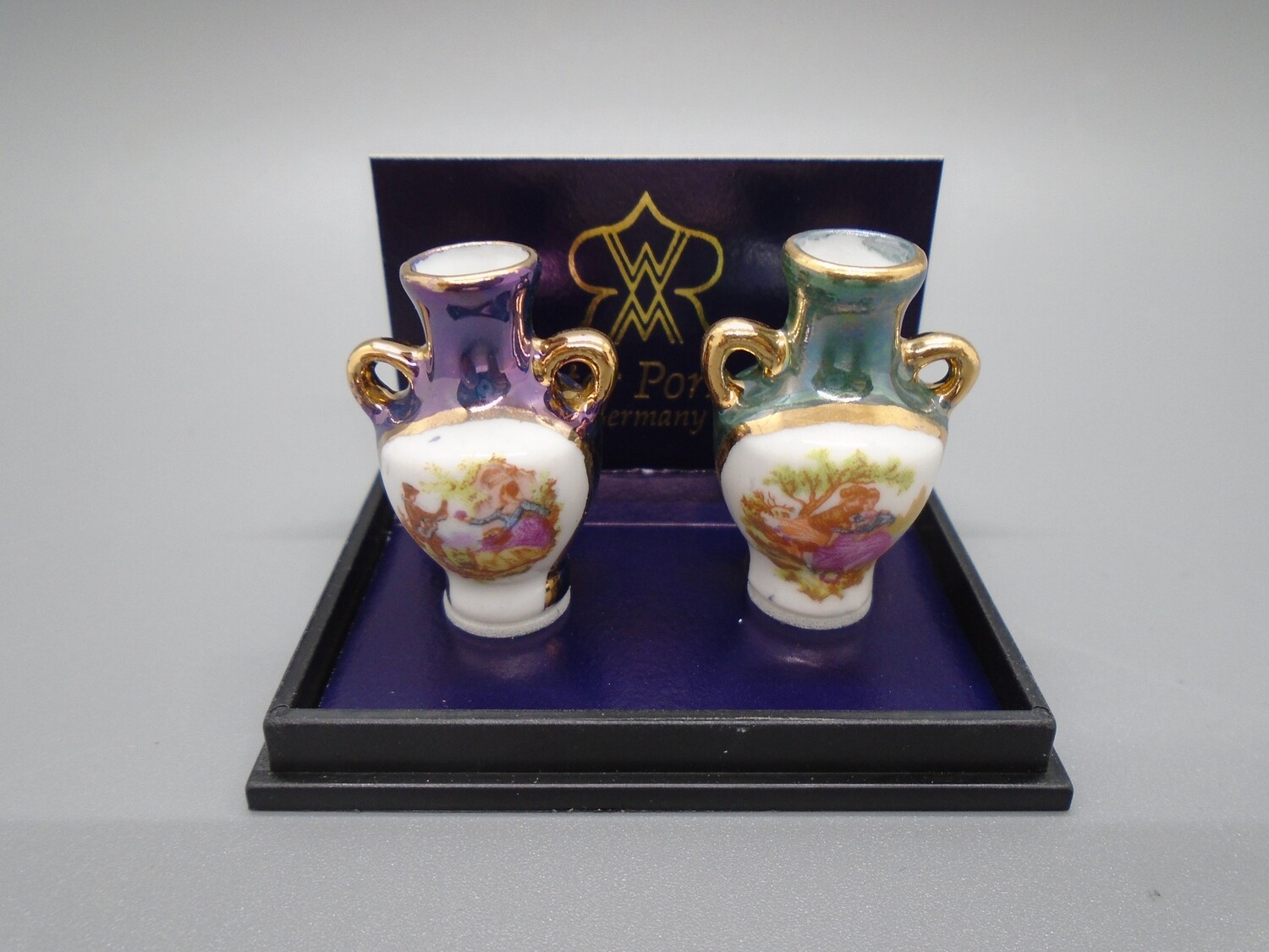 REUTTER IRIDESCENT VASE SET