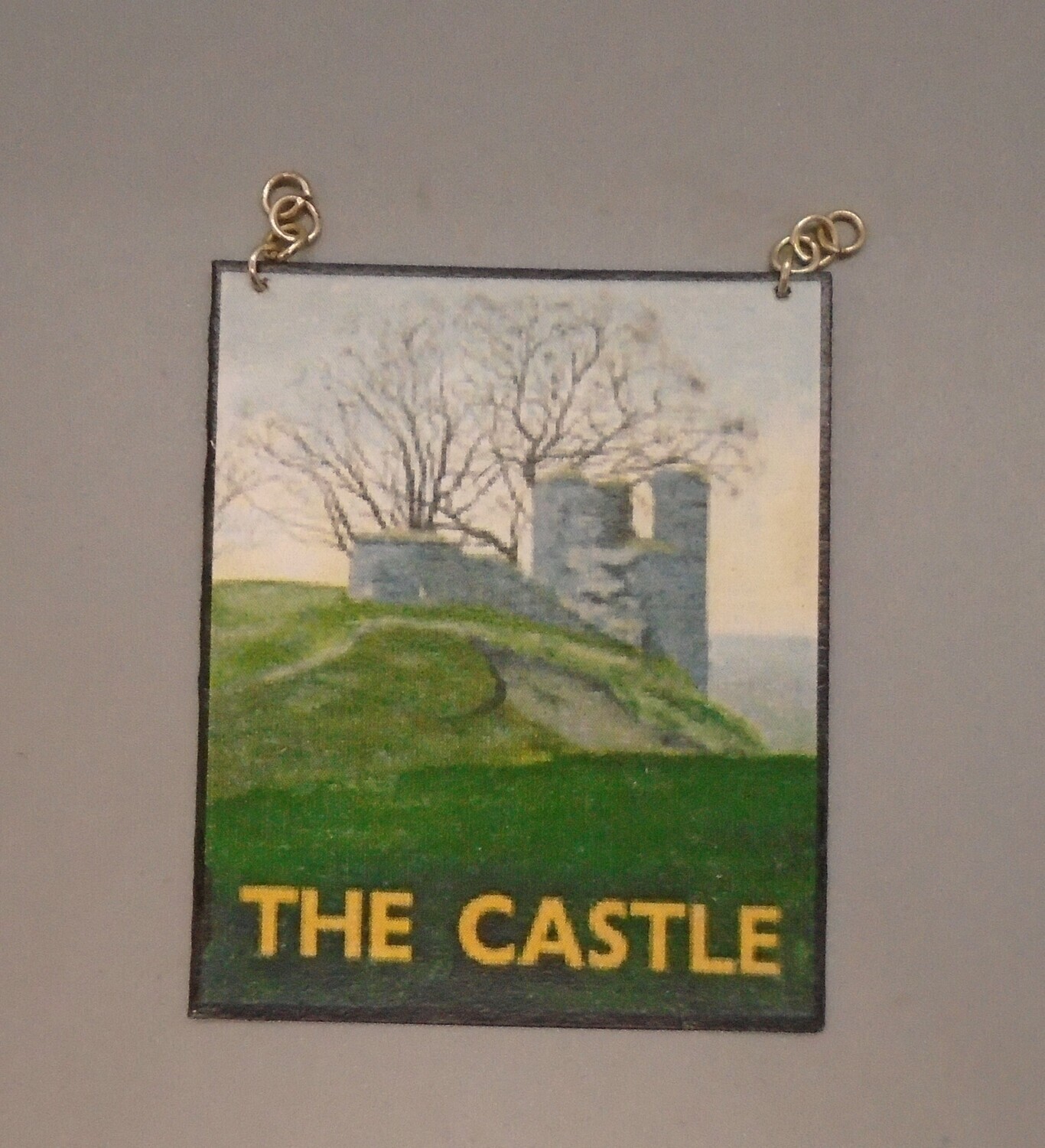 PUB SIGN