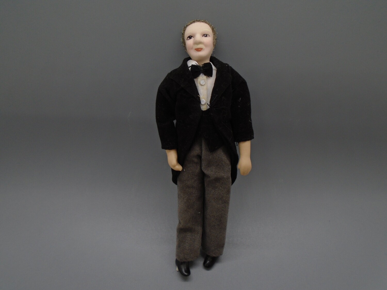MAN IN BLACK VELVET SUIT