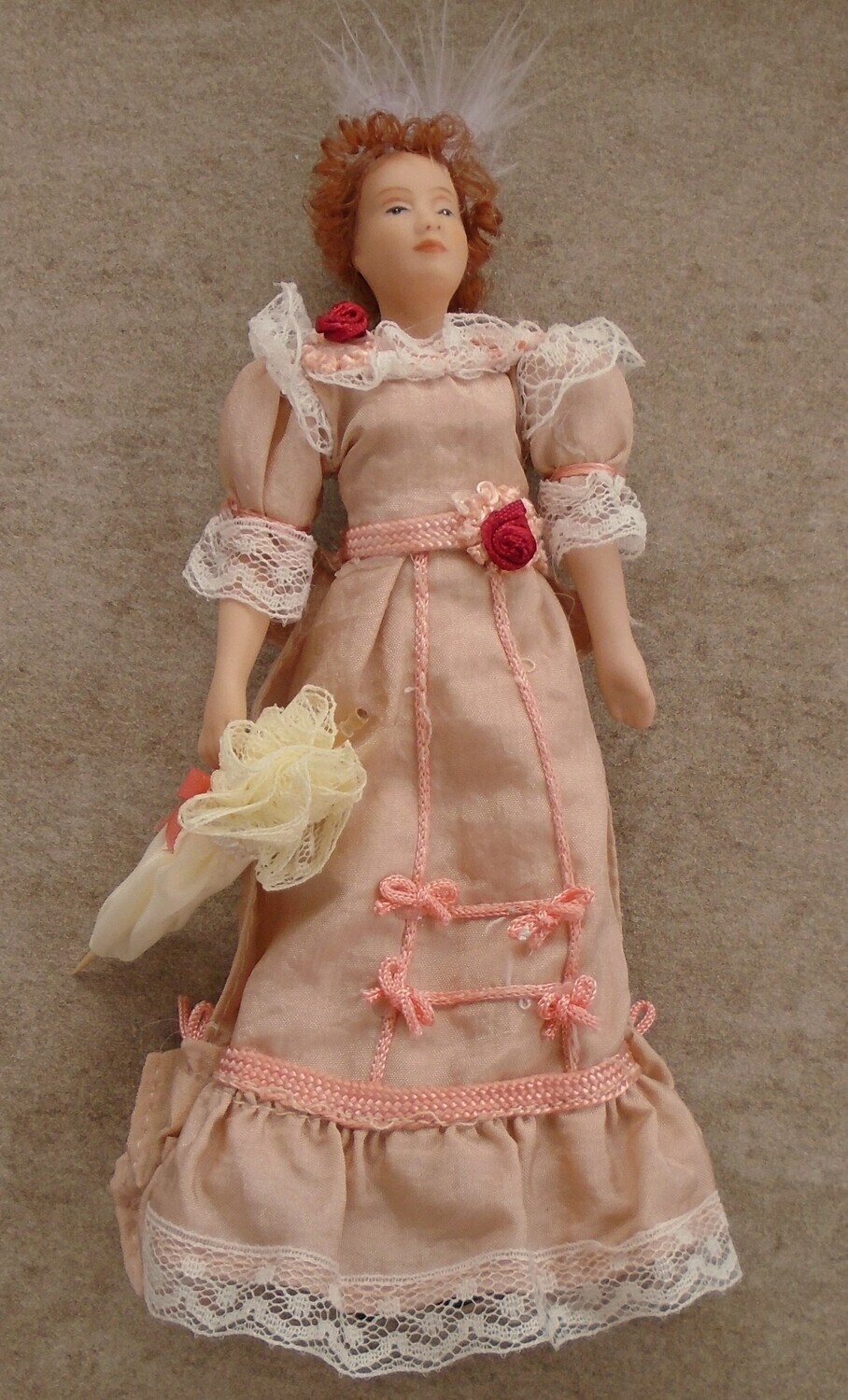 LADY IN PEACH