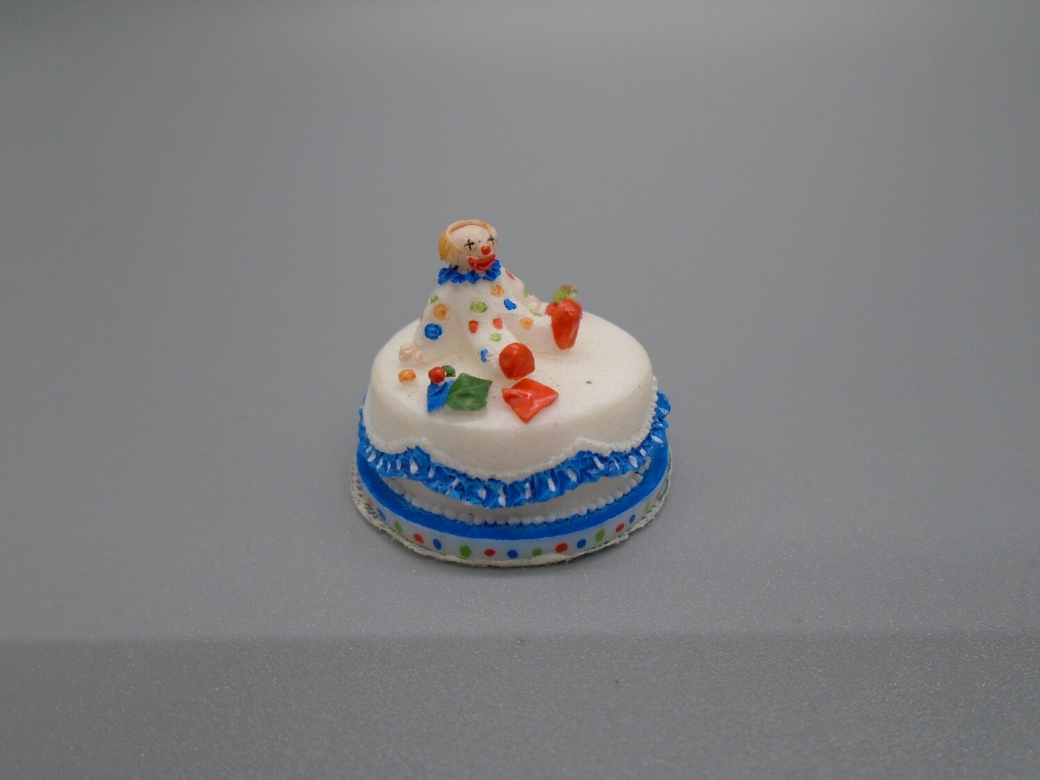 CIRCUS CLOWN CAKE