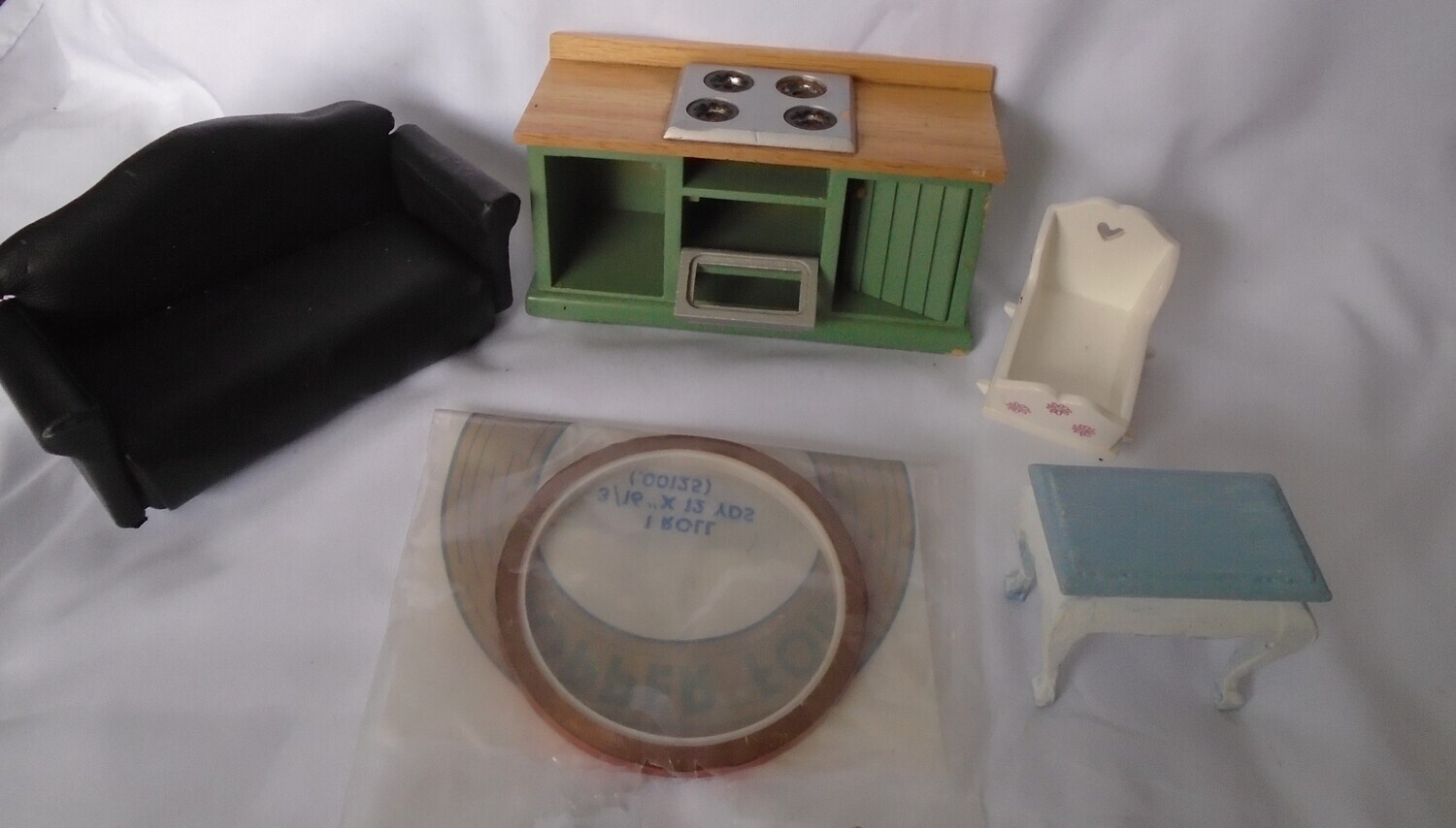 MIXED BAG OF FIXER UPPER MINIATURES​ AND SPARES
