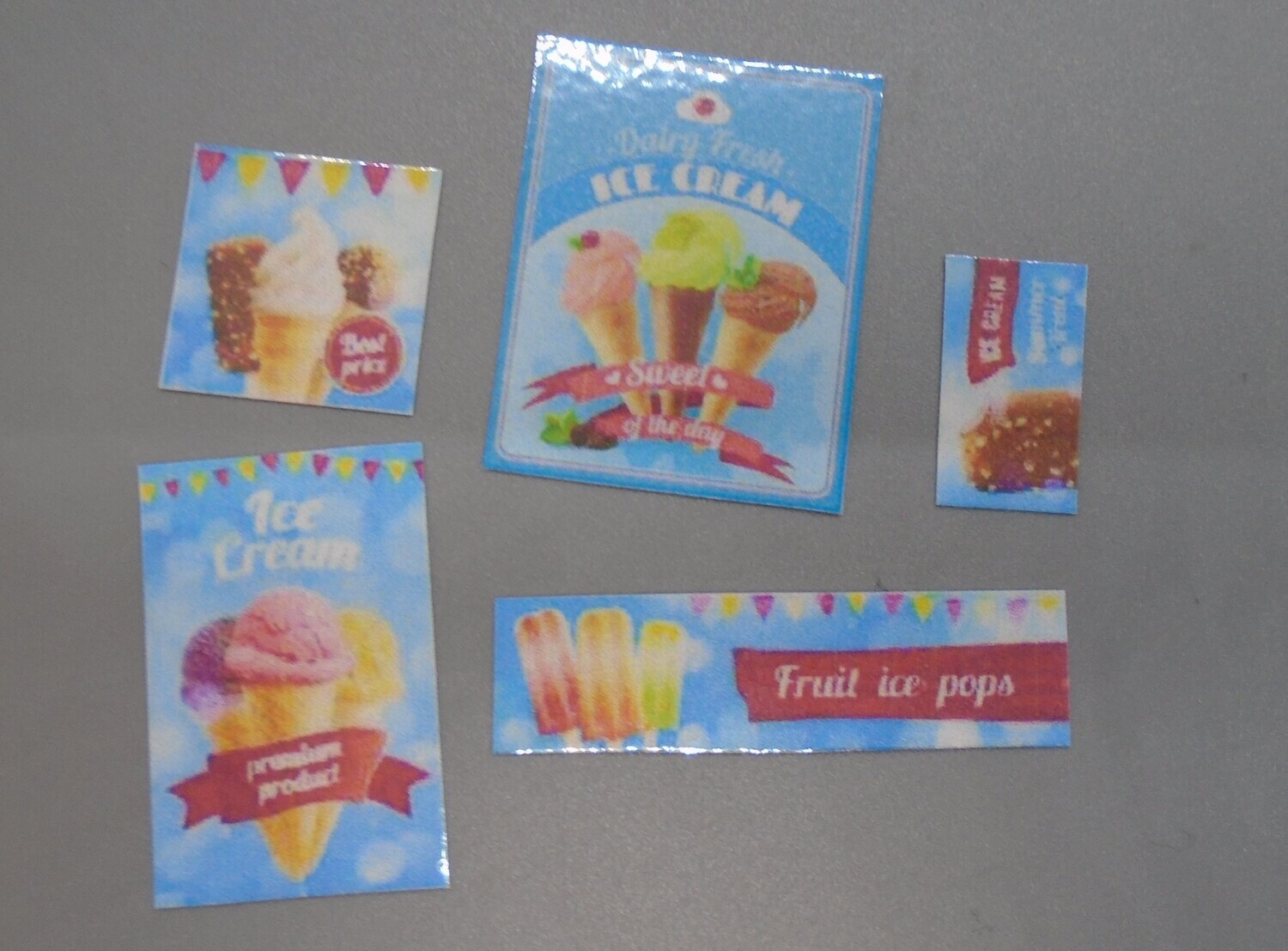 BLUE ICE CREAM POSTER SET 5PC
