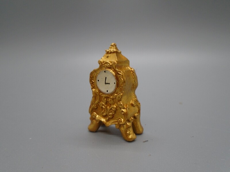 GOLD MANTLE CLOCK
