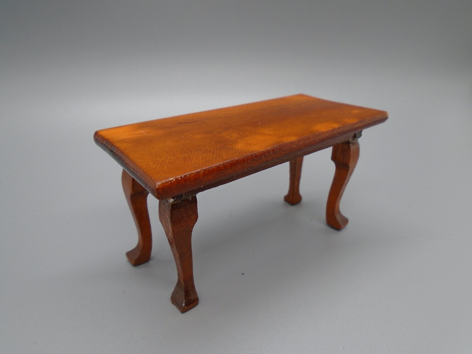 DARK TEAK COFFEE TABLE
