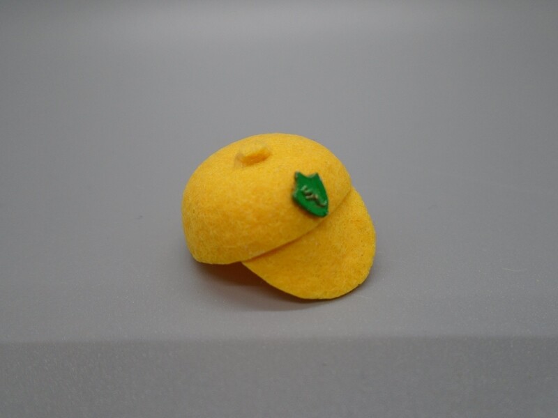 YELLOW HAT/CAP WITH LEAF