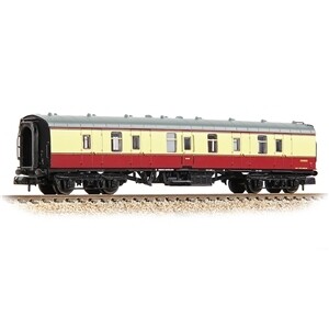 Graham Farish 374-035B BR Mk1 BG Brake Gangwayed BR Crimson & Cream