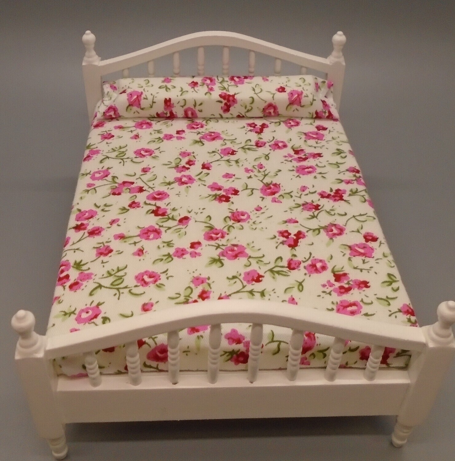 WHITE DOUBLE BED