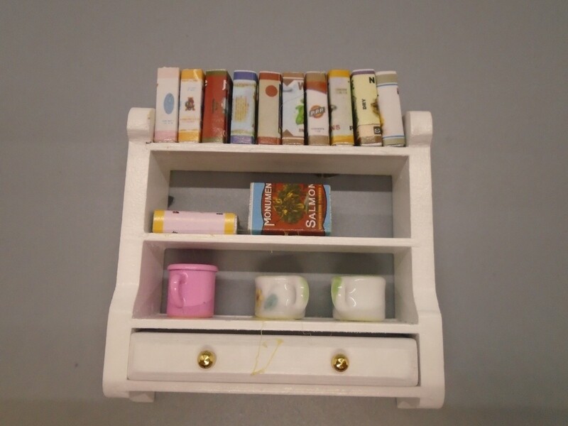 PRE-LOVED DRESSED SHELF