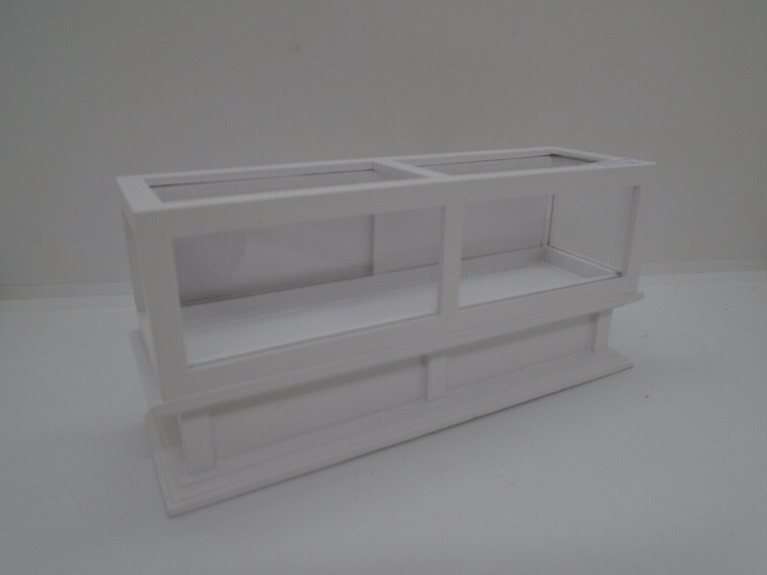 PRE-LOVED SHOP COUNTER