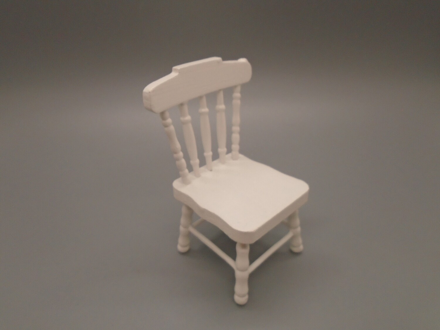 WHITE KITCHEN CHAIR