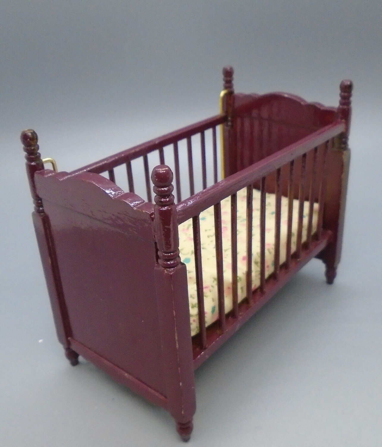 CUSTOM COLOUR COT