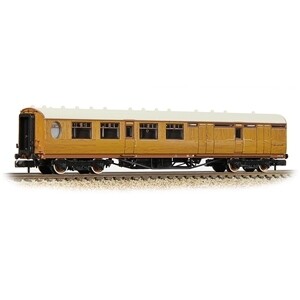 Graham Farish 375-275A LNER Thompson Brake Third Corridor LNER Teak Effect