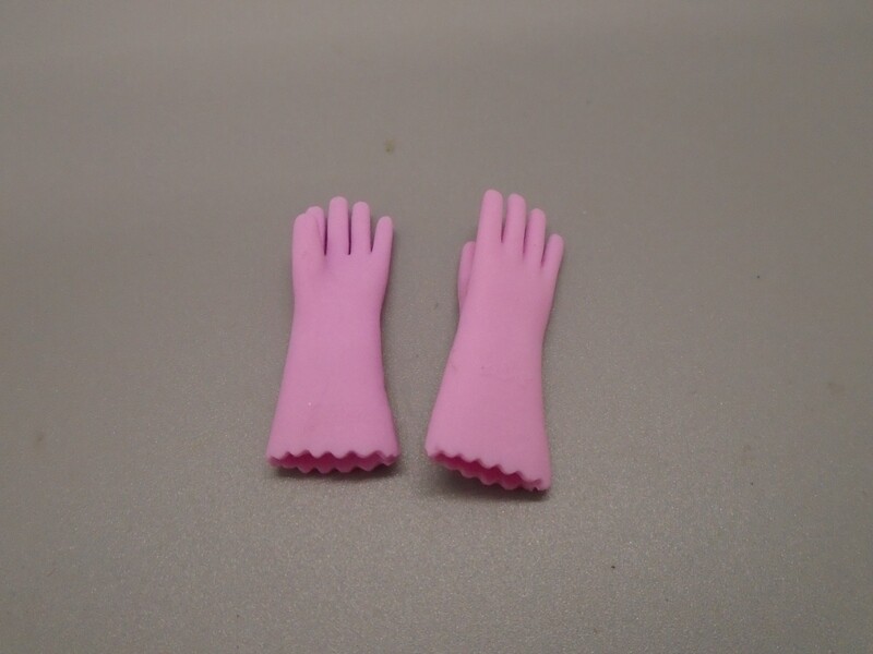 RUBBER GLOVES